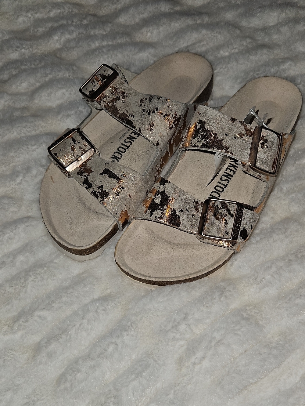 Birkenstock Arizona Two-Strap Sandals in Metallic Rose Gold